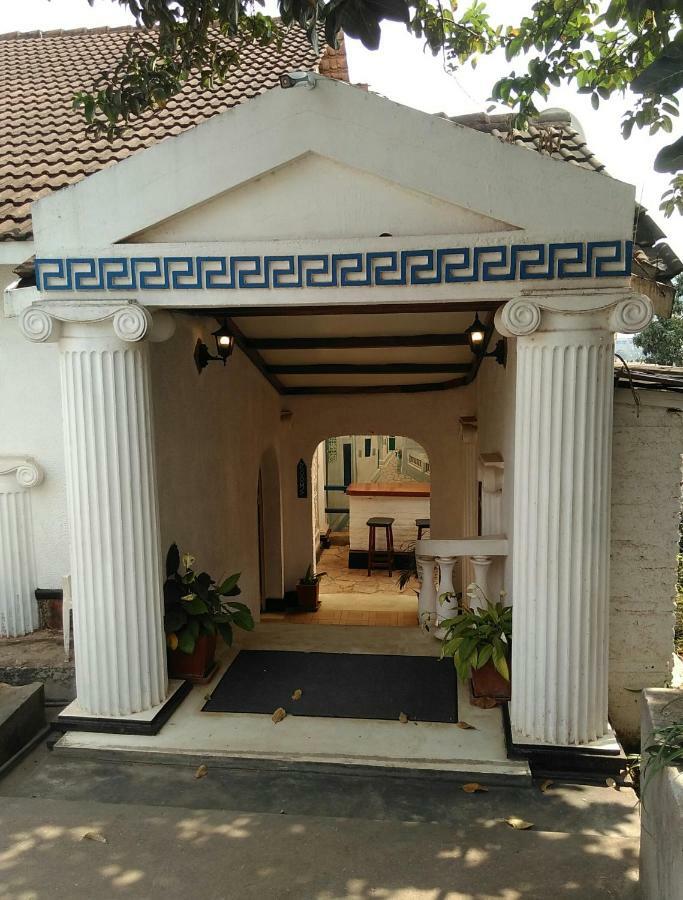 كيغالي Hotel Restaurant Hellenique Appartements المظهر الخارجي الصورة
