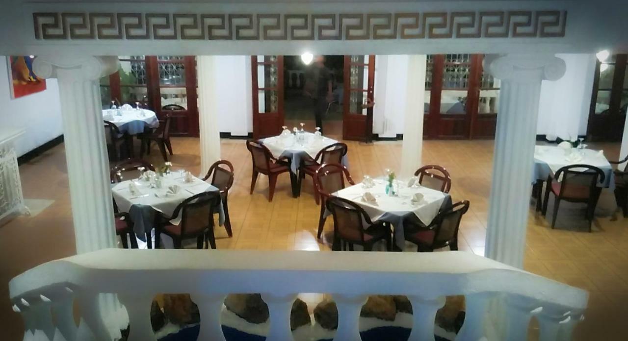 كيغالي Hotel Restaurant Hellenique Appartements المظهر الخارجي الصورة